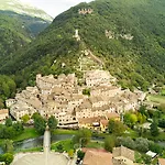 Hotel Torre Del Nera Diffuso & 4*