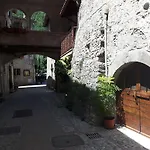 Hotel Torre Del Nera Diffuso & Scheggino