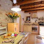 Hotel Torre Del Nera Diffuso & 4*