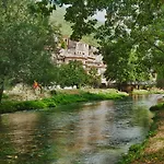 Hotel Torre Del Nera Diffuso & Scheggino