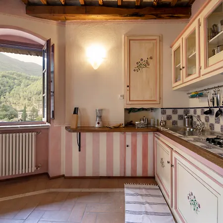 Torre Del Nera Diffuso & Hotel 4*