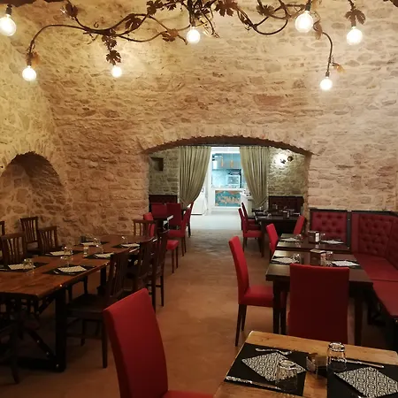 Hotel Torre Del Nera Diffuso &