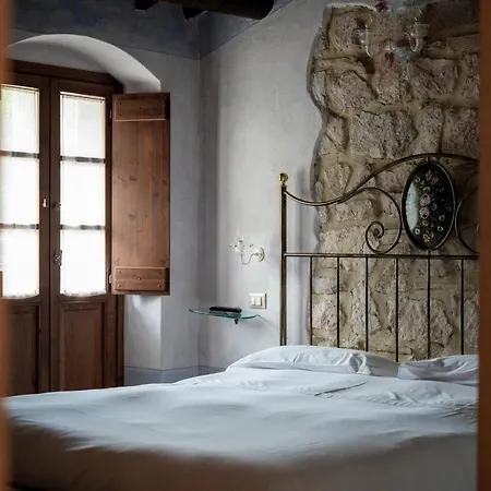 Torre Del Nera Diffuso & فندق Scheggino