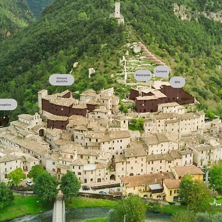 فندق Torre Del Nera Diffuso & 4*