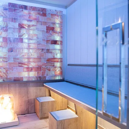 فندق Torre Del Nera Diffuso & 4*