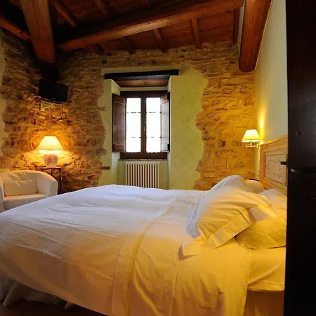 Torre Del Nera Diffuso & Hotel