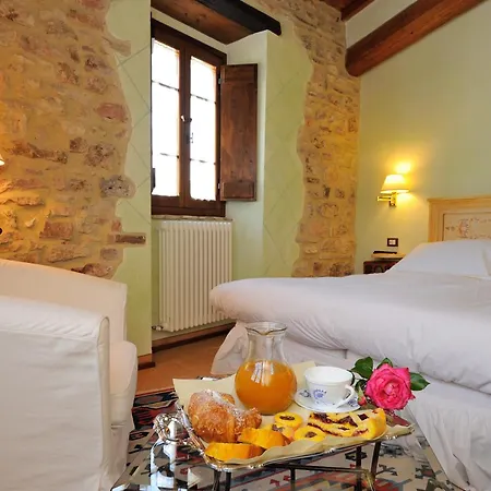 Torre Del Nera Diffuso &