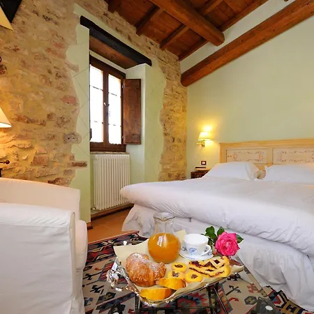 Torre Del Nera Diffuso & Scheggino