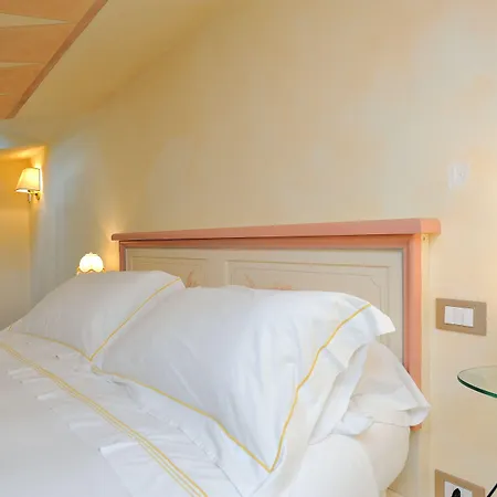 Torre Del Nera Diffuso & Hotel