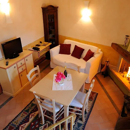 Hotel Torre Del Nera Diffuso & Scheggino