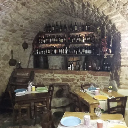 Hotel Torre Del Nera Diffuso & Scheggino