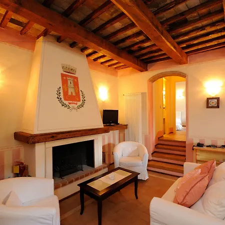 Hotel Torre Del Nera Diffuso &