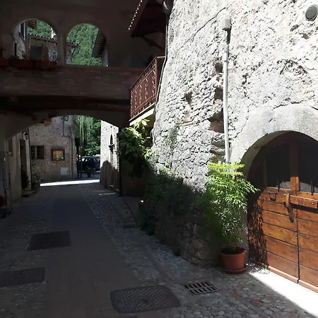 Hotel Torre Del Nera Diffuso & Scheggino