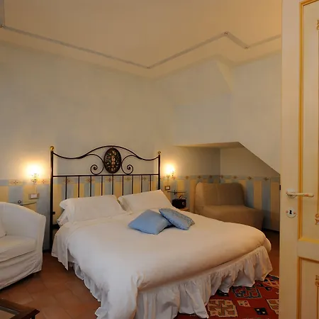 Hotel Torre Del Nera Diffuso &