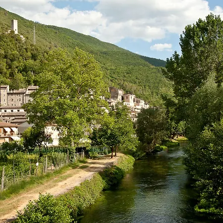 Torre Del Nera Diffuso & Hotel 4*