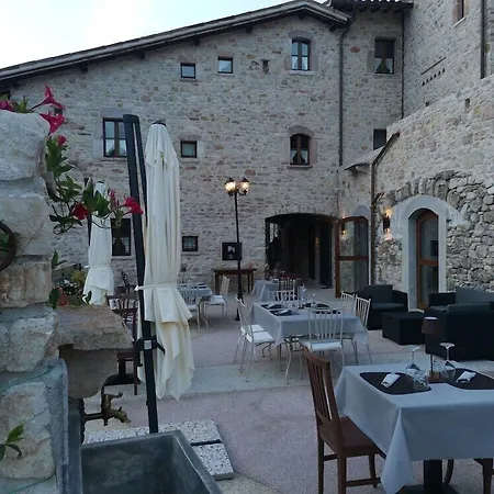 Hotel Torre Del Nera Diffuso &