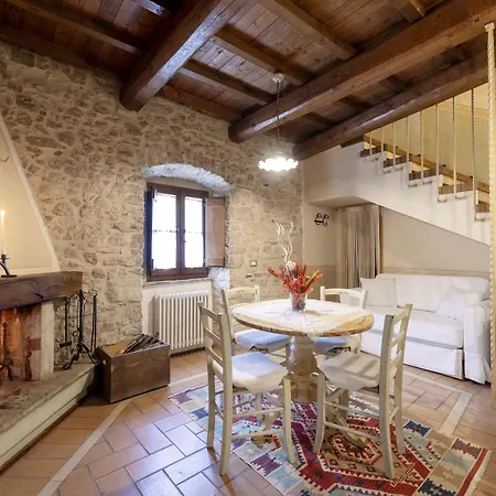 Torre Del Nera Diffuso &