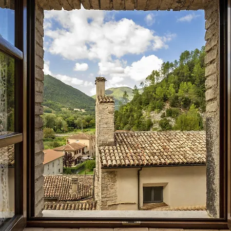 Hotel Torre Del Nera Diffuso &