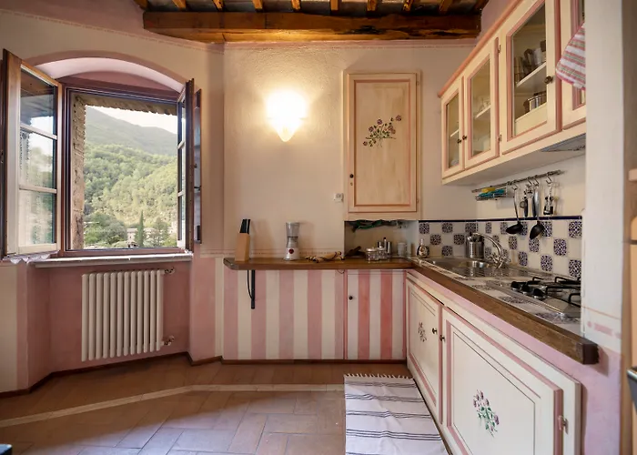 Torre Del Nera Diffuso & Hotel 4*