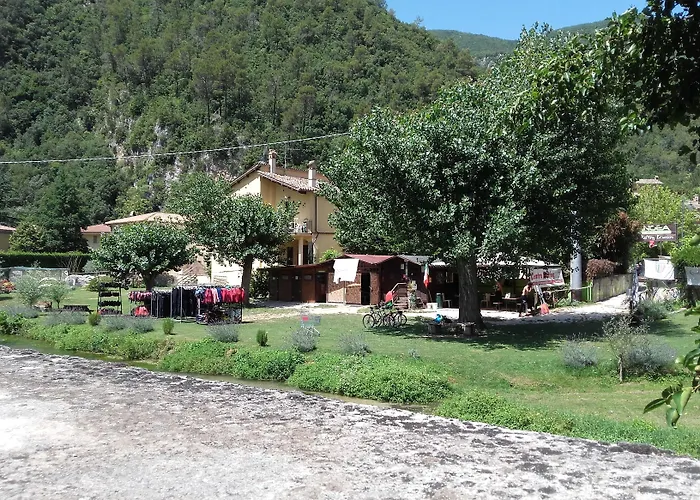 Torre Del Nera Diffuso & 4* Scheggino