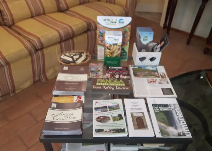 Torre Del Nera Diffuso & Scheggino