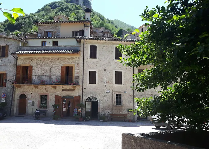 Torre Del Nera Diffuso & Hotel