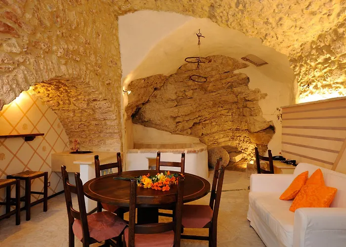 Torre Del Nera Diffuso & Hotel 4*